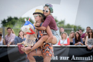 FEATURE - Skurril: Steckenpferd-Contest in Mannheim