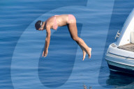 PEOPLE - Fussballer Frank Lampard turtelt mit seiner Frau Christine auf einer Jacht