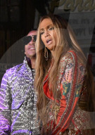 EXKLUSIV - Jennifer Lopez dreht ihr neues Misikvideo mit 'Gente de Zona' in Florida 