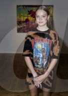 PEOPLE - Natascha Ochsenknecht bei der Finissage Die Welt in Farben von Natascha Ochsenknecht in Berlin