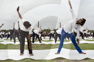 FEATURE - Welt  Yoga Tag