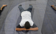 FEATURE - Welt  Yoga Tag