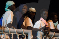 NEWS - Italien: Über 1000 neue Flüchtlinge in Sizilien gestrandet