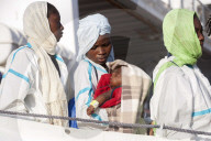 NEWS - Italien: Über 1000 neue Flüchtlinge in Sizilien gestrandet
