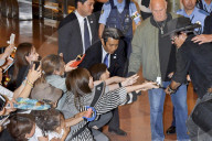 PEOPLE - Johnny Depp am Flughafen von Tokio