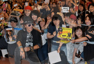 PEOPLE - Johnny Depp am Flughafen von Tokio