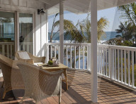 PEOPLE - So wohnen Mila Kunis und Ashton Kutcher in Carpinteria