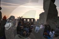 NEWS - Sommersonnenwende in Stonehenge (weitere Bilder)