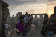 NEWS - Sommersonnenwende in Stonehenge (weitere Bilder)