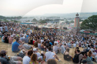 FEATURE - Glastonbury Festival: Tag 1