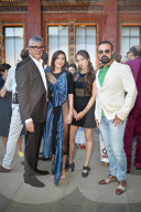 PEOPLE - London: Promis feiern an der Victoria and Albert Museum Summer Party