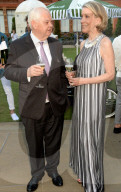 PEOPLE - London: Promis feiern an der Victoria and Albert Museum Summer Party