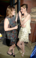 PEOPLE - London: Promis feiern an der Victoria and Albert Museum Summer Party