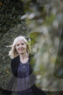 STUDIO - Helen Dunmore