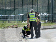 NEWS - Grossbritannien: Frau raste mit Auto in Fussgängergruppe