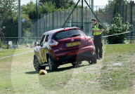 NEWS - Grossbritannien: Frau raste mit Auto in Fussgängergruppe