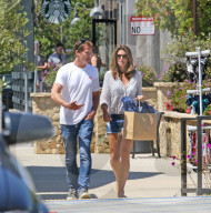 PEOPLE - Cindy Crawford und Rande Gerber shoppen in Malibu