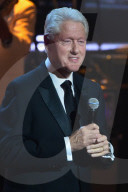 PEOPLE - Bill Clinton hat einen Auftritt bei "One Night Only: Alec Baldwin"