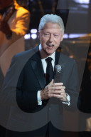 PEOPLE - Bill Clinton hat einen Auftritt bei "One Night Only: Alec Baldwin"