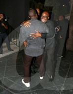 PEOPLE - Kanye West freut sich seine Freunde zu treffen