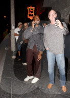 PEOPLE - Kanye West freut sich seine Freunde zu treffen