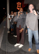 PEOPLE - Kanye West freut sich seine Freunde zu treffen