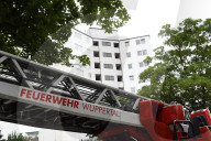 NEWS - Hochhaus in Wuppertal evakuiert wegen erhöhter Brandgefahr