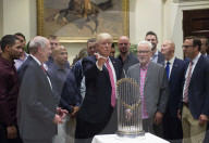 NEWS - Präsident Trump empfängt die Chicago Cubs im Weissen Haus