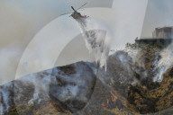 NEWS - Kalifornien: Waldbrände in Burbank ausserhalb von LA