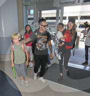 PEOPLE - Pete Wentz verreist mit der Familie in die Ferien