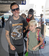 PEOPLE - Pete Wentz verreist mit der Familie in die Ferien