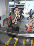 PEOPLE - Pete Wentz verreist mit der Familie in die Ferien
