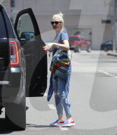 PEOPLE - Gwen Stefani in Los Angeles unterwegs
