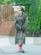 PEOPLE -  Helena Bonham Carter in London unterwegs