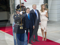 NEWS - Präsident Trump empfängt den südkoreanischen Präsident Moon Jae-To