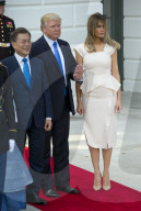 NEWS - Präsident Trump empfängt den südkoreanischen Präsident Moon Jae-To