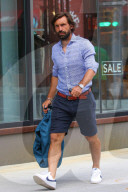 STYLING - Streetstyle: Stars mehr oder weniger modisch unterwegs