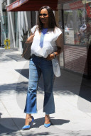 STYLING - Streetstyle: Stars mehr oder weniger modisch unterwegs