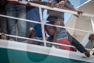 NEWS - Italien: Über 1200 Flüchtlinge in Salerno angekommen