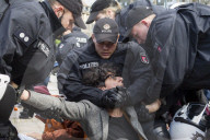 NEWS - G20-Gipfel: Protestwelle Demo auf der Alster