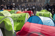NEWS - G20-Gipfel: Protestwelle Demo auf der Alster