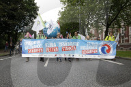 NEWS - G20-Gipfel: Protestwelle Demo auf der Alster