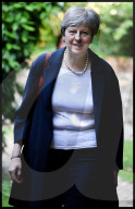 NEWS - London: Theresa May und Gatte Philip verlassen den Sonntags Gottesdienst