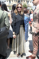 PEOPLE - Prominente vor der Christian Dior Modeshow in Paris