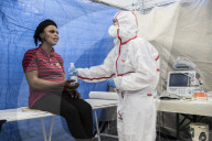 NEWS - Italien: Erneutes Boot mit Flüchtlingen gestrandet