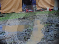 NEWS - Philippinen: Überschwemmungen in Evakuierungslagern