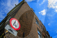 NEWS - Kreativer Anti-Airbnb Protest in Amsterdam