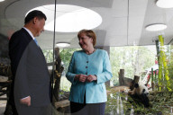 NEWS - Merkel und Xi im Panda Garden im Zoo Berlin
