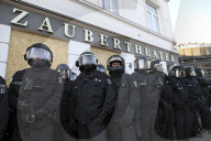 NEWS - G20 Gipfel: Krawall an der Welcom to Hell Demonstration in Hamburg