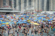 FEATURE - Nationalfeiertag ist auch Strandtag auf Coney Island